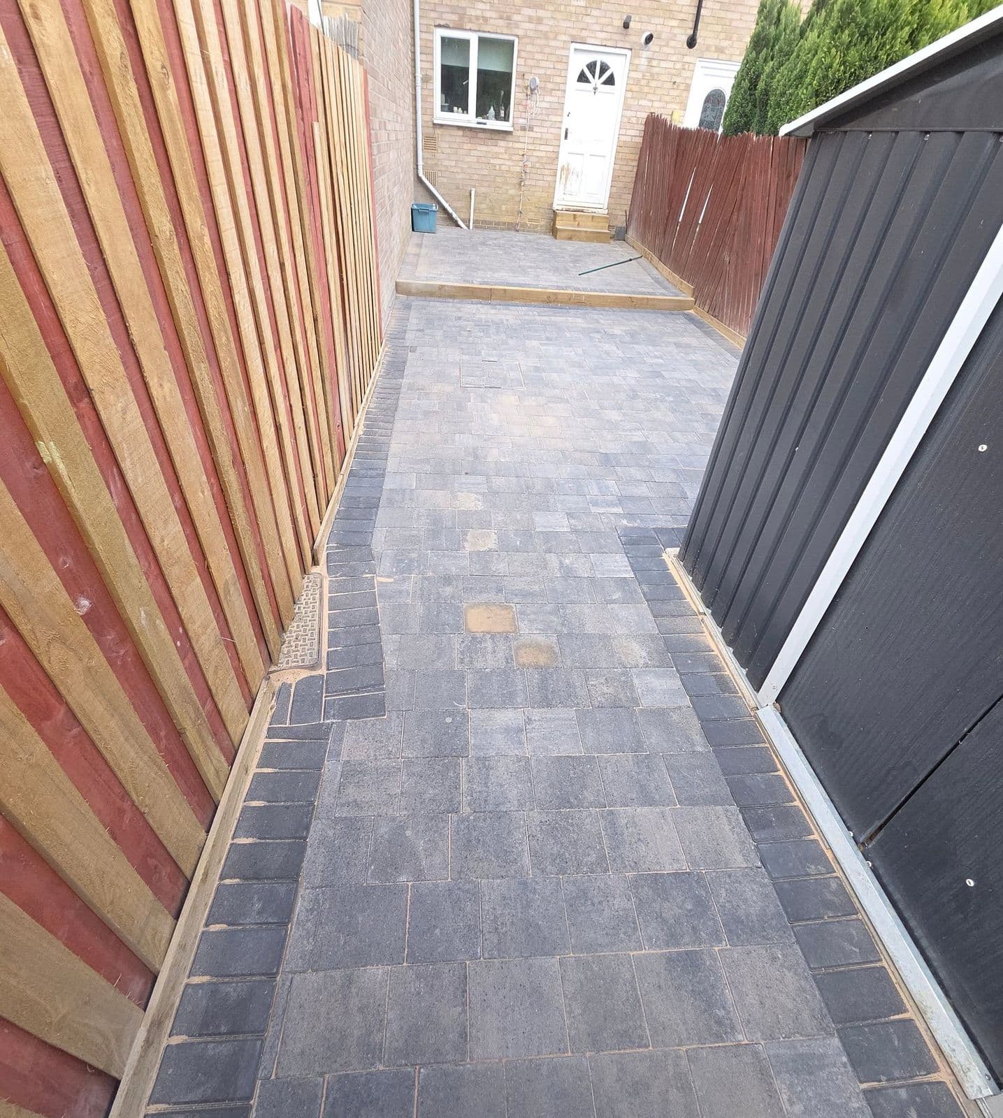 Granite sett garden and path in Killingworth, photo 9 of 12