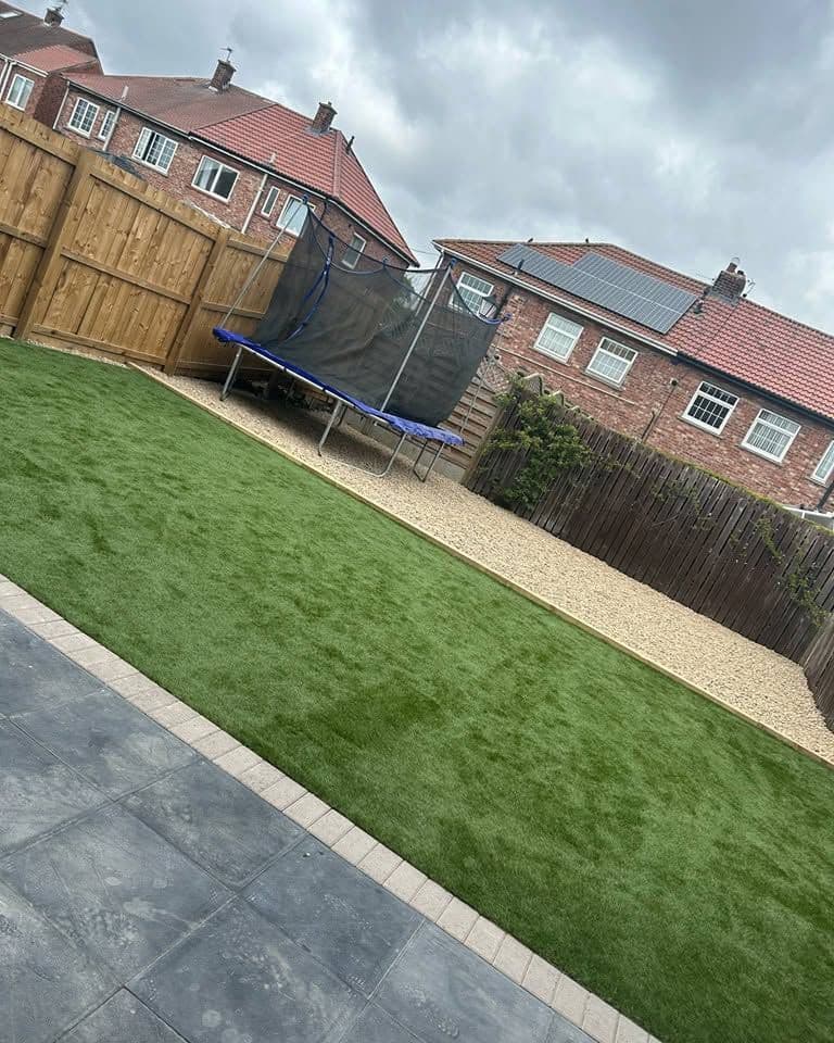 Family garden renovation in Jarrow (Scotch Estate)