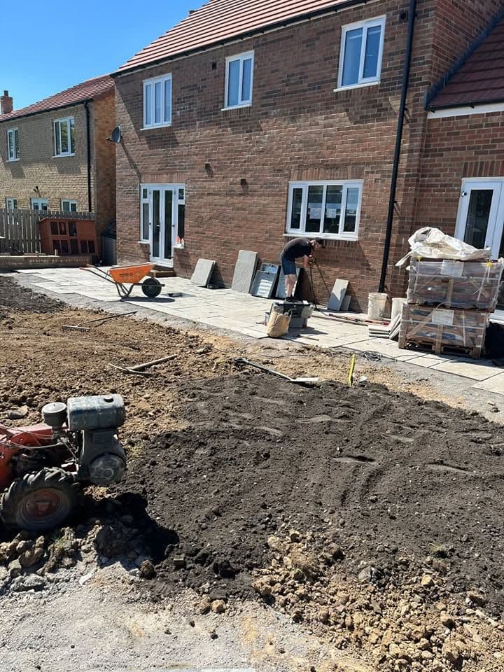 Front and back garden in Indian sandstone in Morpeth, photo 15 of 22