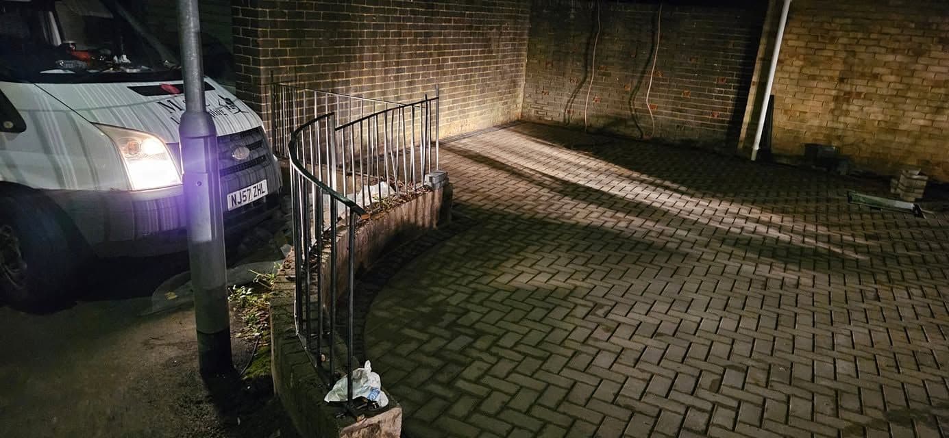 Natural grey block paving driveway, photo 9 of 22